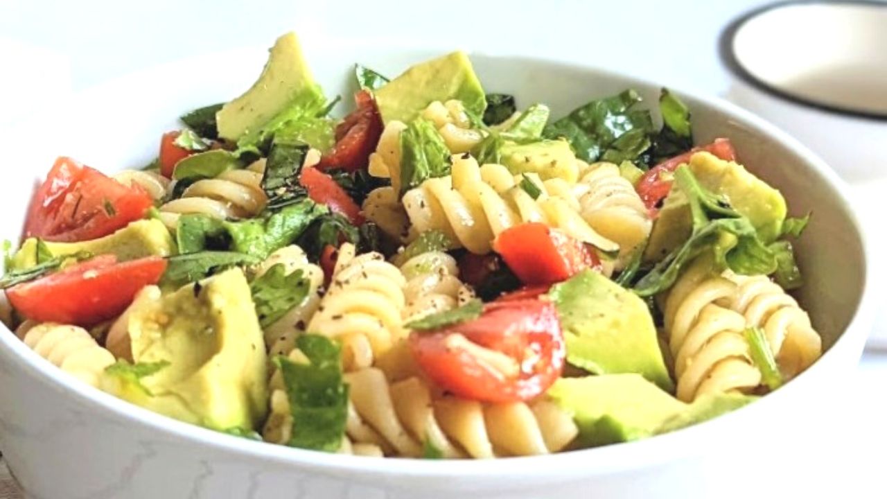 salt free pasta salad recipe low sodium side dishes with noodles avocado tomato basil and spinach in a no salt balsamic vinaigrette