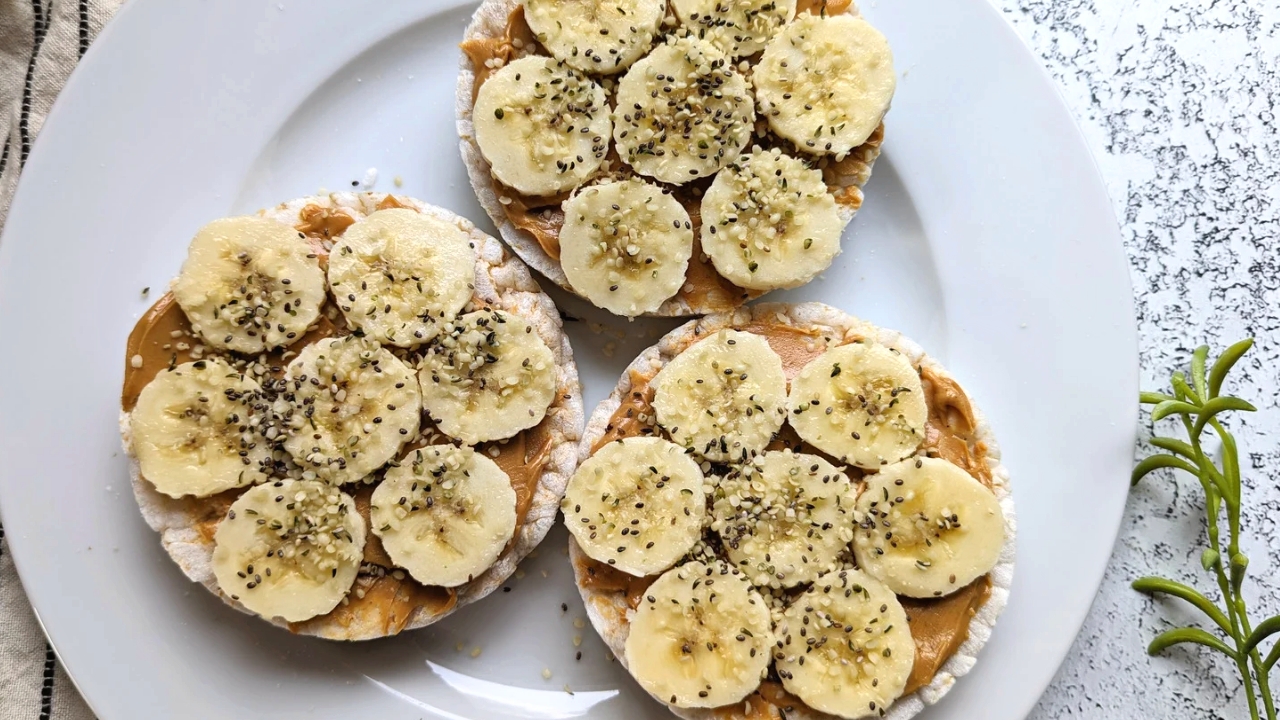 banana on rice cake with but butter recipe unsalted snacks without sodium healthy added salt treats