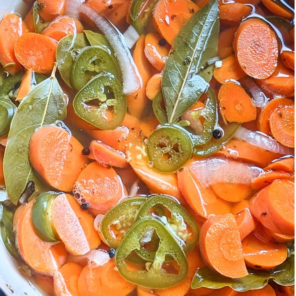 Spicy Low Sodium Pickled Carrots & Jalapeno Peppers Recipe