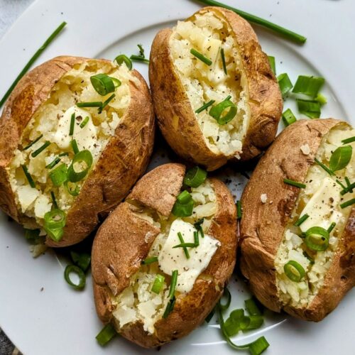 low sodium potato recipes baked potatoes no salt added with sour cream green onions chives and pepper