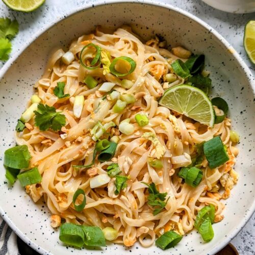low sodium pad thai noodles with green onions crushed unsalted peanuts and fresh lime