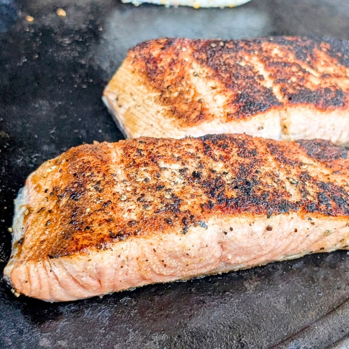 salt free salmon recipe cooked on the grill, skillet, or big green egg