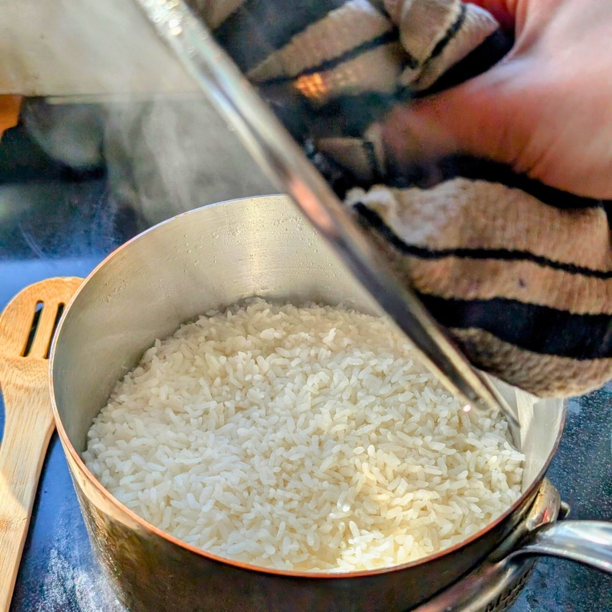 a pot of salt free sushi rice low sodium sticky rice recipe