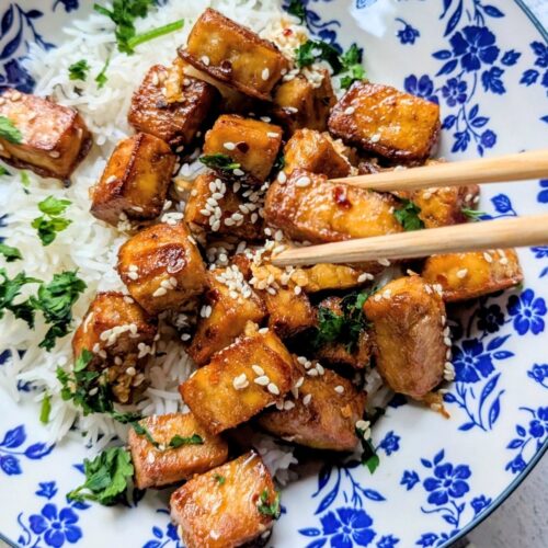 low sodium tofu with sesame seeds and cilantro and rice.
